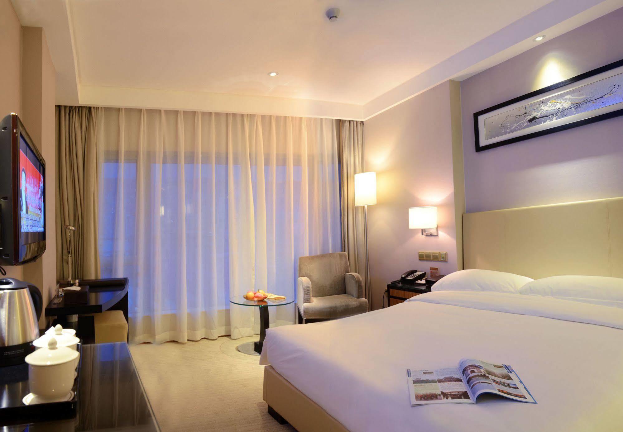 Kingdo Hotel Ču-chaj Exteriér fotografie